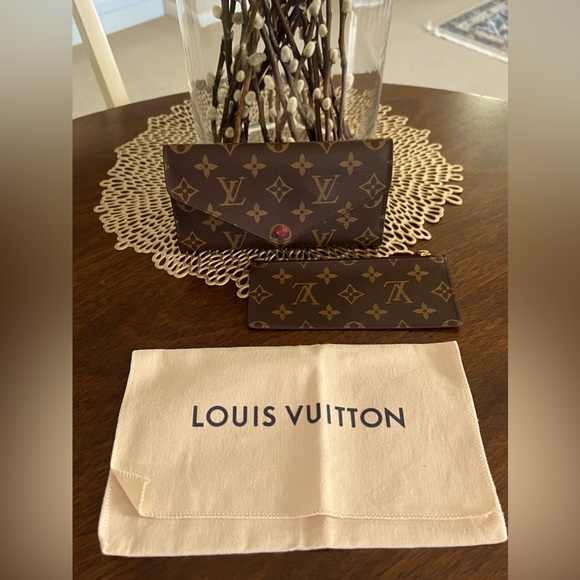 COPY - Louis Vuitton Josephine Wallet 100% Autentic - Picture 1 of 10
